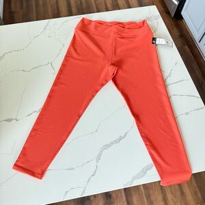NWT BCBG Paris Crossover High Rise Capri Leggings Coral Size XL